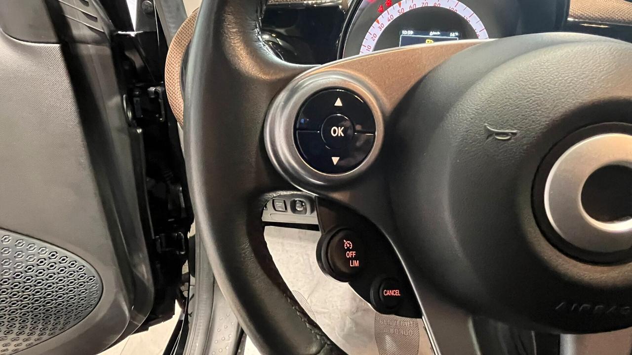 Smart ForTwo 1.0 Turbo Twinamic Perfect Fari Led Navy Tetto...