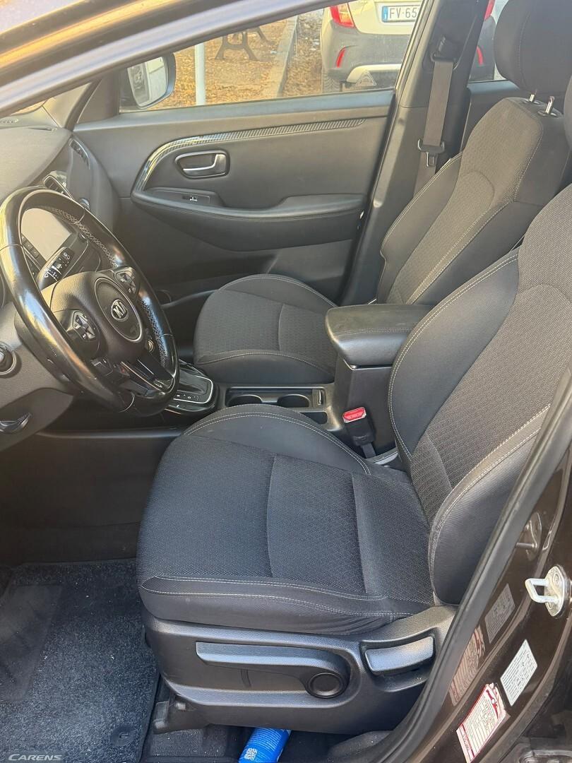 Kia Carens 7 posti full optional