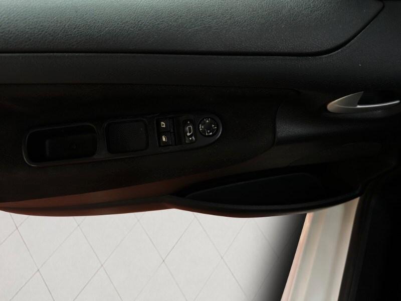 PEUGEOT 207 1.4 8V 75CV 5p. Energie ECO GPL