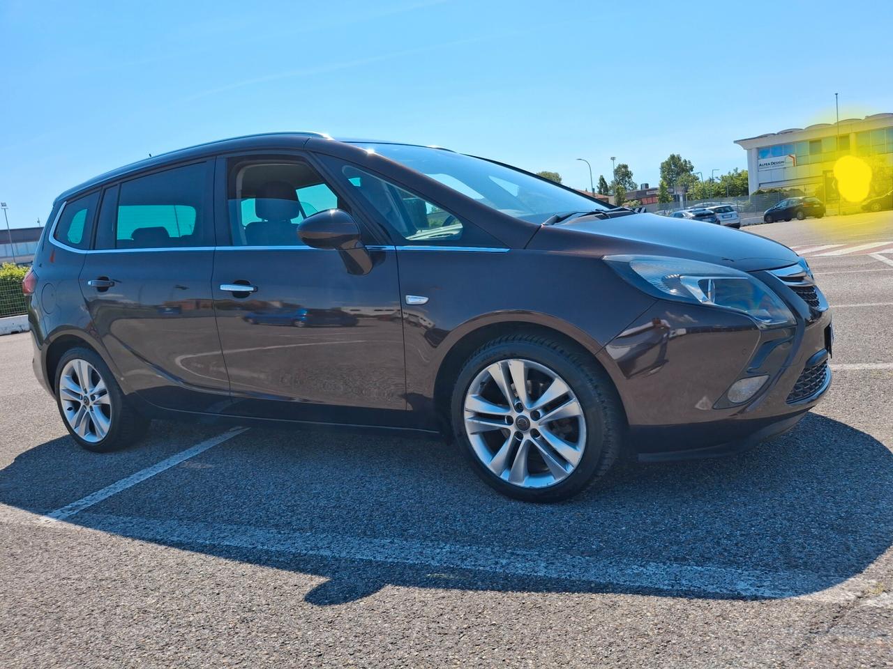 Opel Zafira Tourer 2.0 CDTi 130CV Cosmo-7 POSTI-