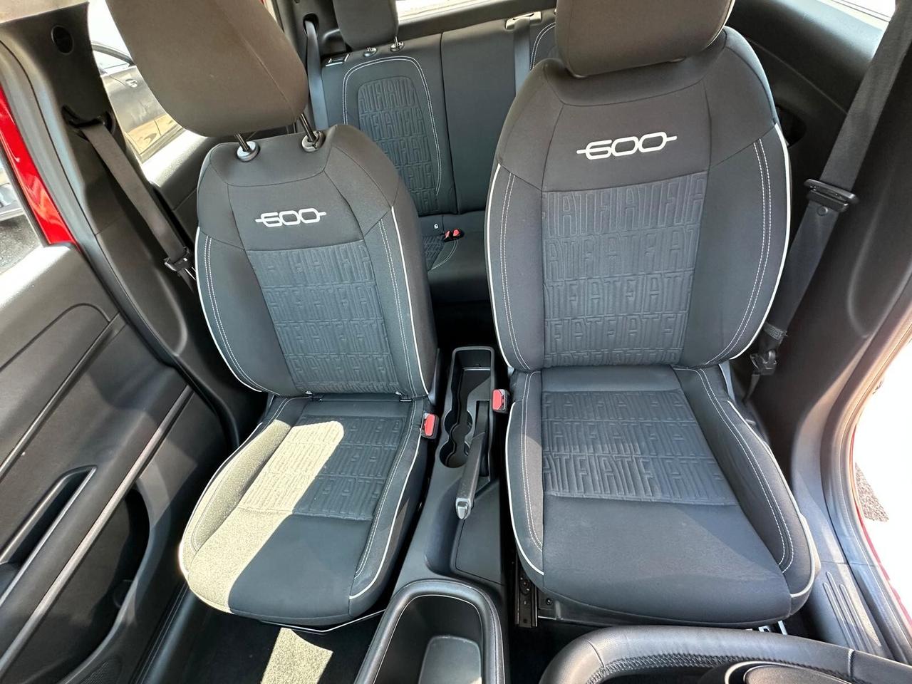 Fiat 600 Hybrid 100 CV DCT MHEV