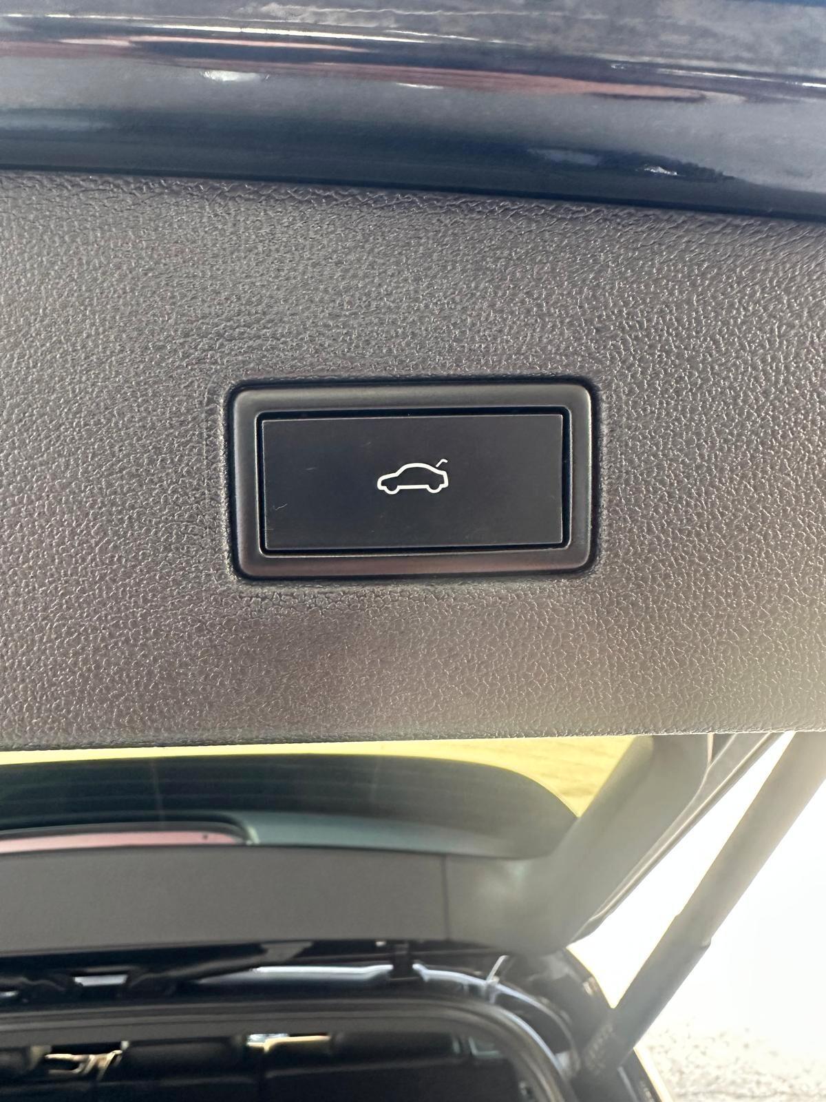 Volkswagen Tiguan Allspace 2.0 TDI SCR DSG R-Line 7 posti