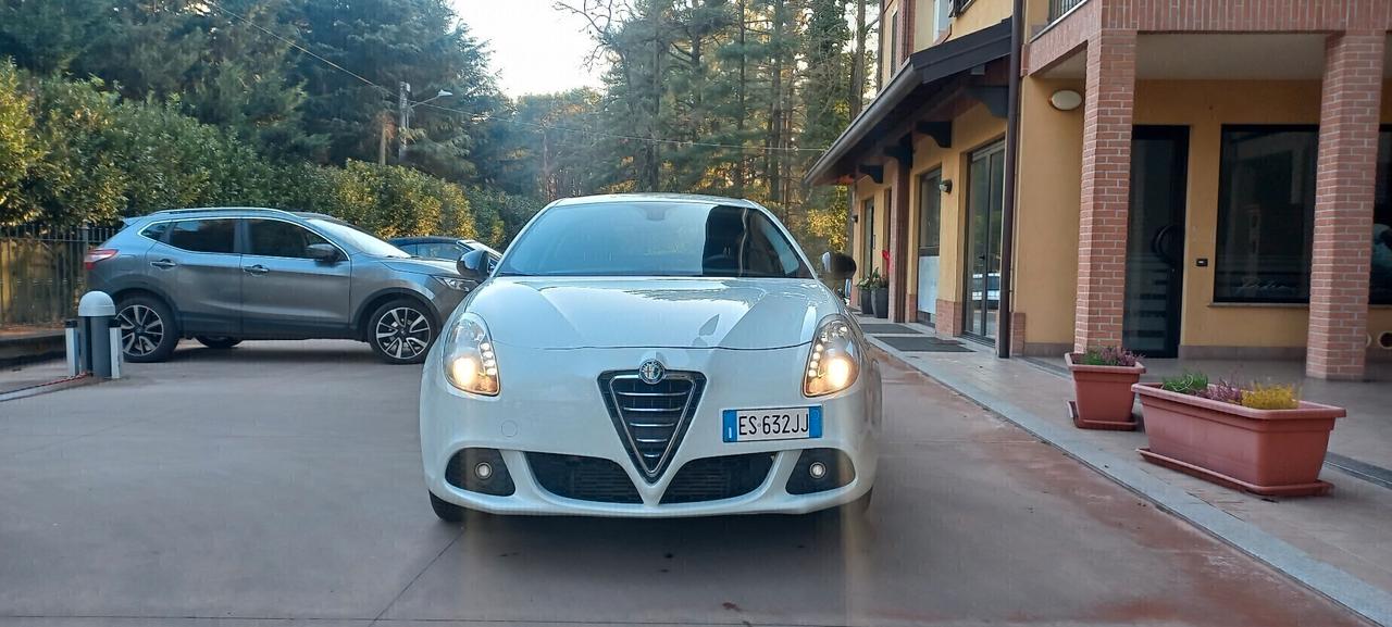 Alfa Romeo Giulietta 1.4 Turbo 105 CV