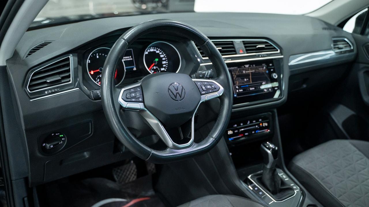 Volkswagen Tiguan 2.0 TDI LIFE DSG 150 CV PACK LUCI NAVI LED FULL OPTIONAL