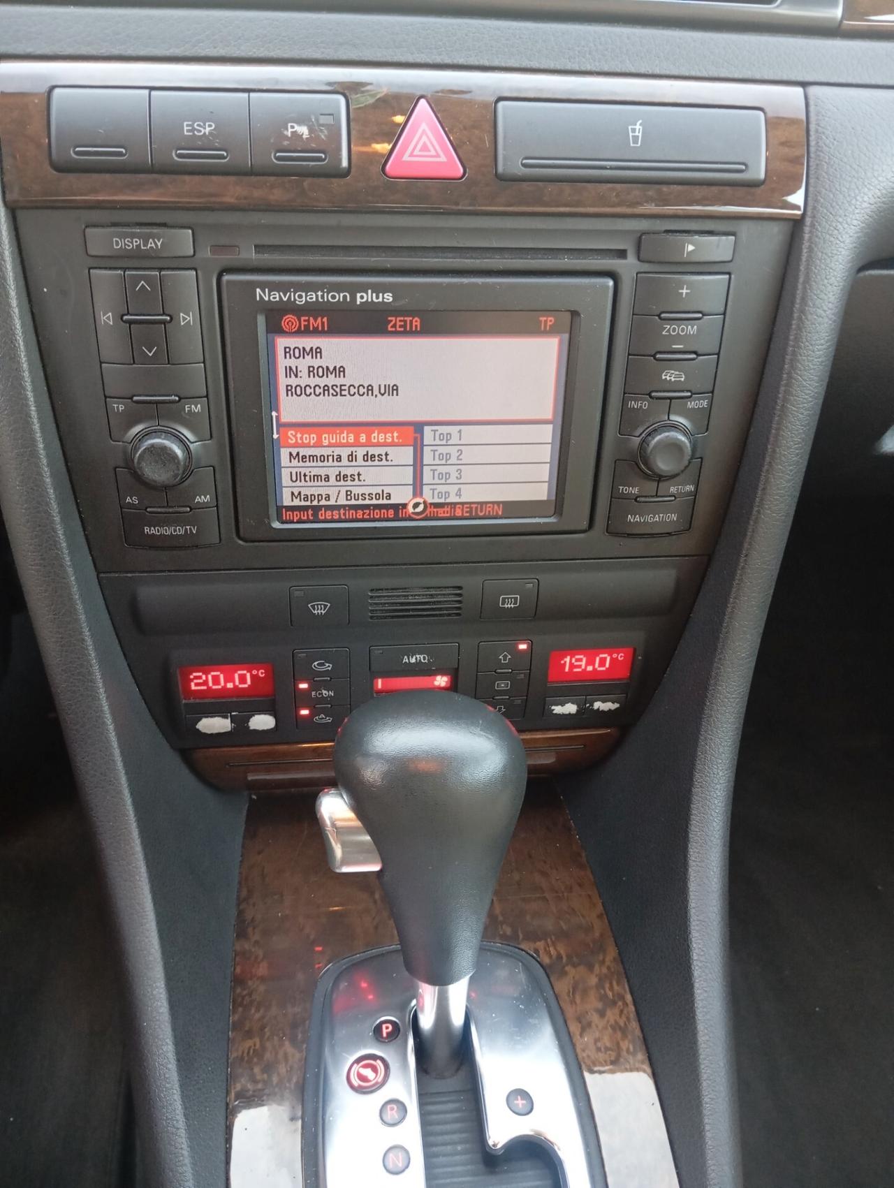 Audi A6 2.7 V6 turbo cat Avant quattro