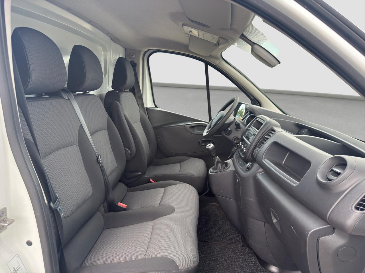 Renault Trafic T27 2.0 dCi 120CV PC-TN Furgone Ice