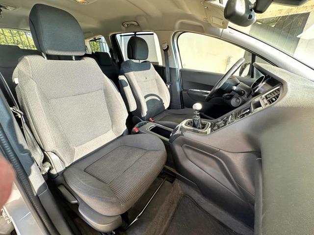 PEUGEOT 5008 1.6 HDi 115CV Business 7 POSTI FARI FENDINEBBIA