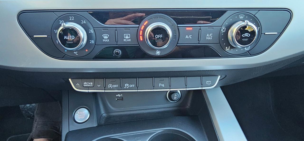 Audi A4 35 TDI/163 CV S tronic Iva Esposta
