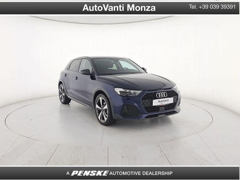 Audi A1 A1 allstreet 30 1.0 tfsi Identity Contrast 110cv