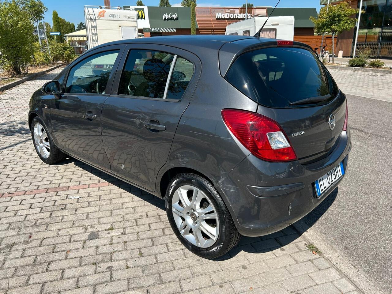 Opel Corsa 1.2 85CV 5 porte GPL-TECH One