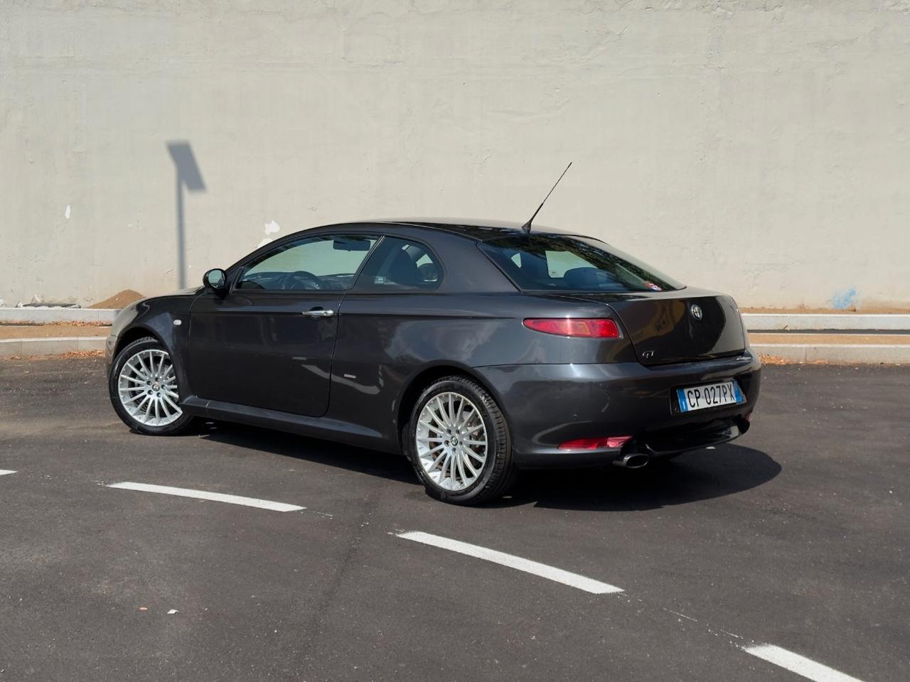 Alfa Romeo GT 2.0 jts Progression