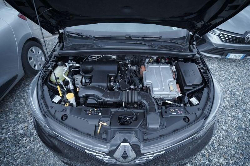 Renault Clio 1.6 E-Tech hybrid Intens 140cv auto my21