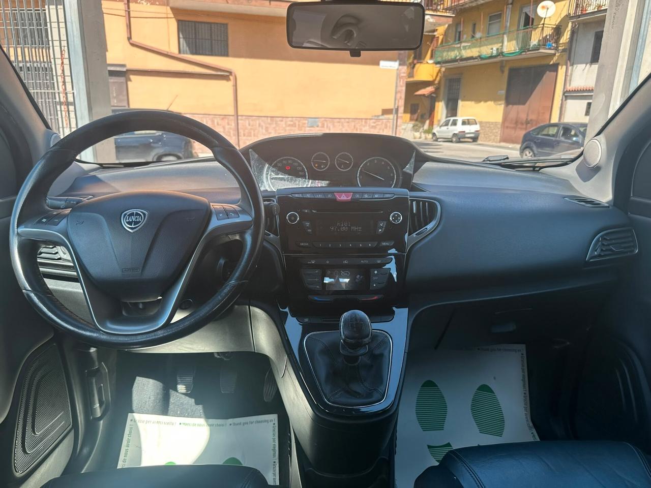 Lancia Ypsilon 1.2 69 CV 5 porte S&S Platinum