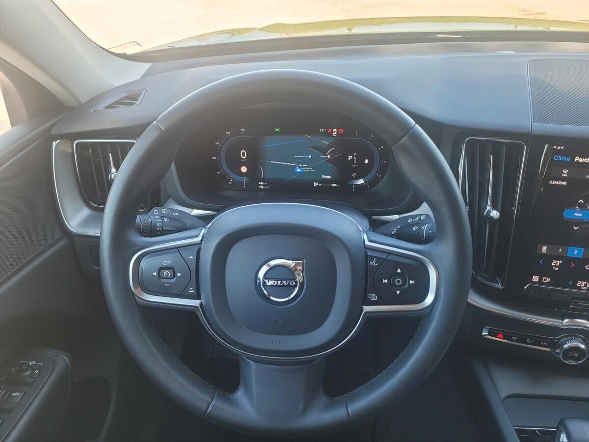 Volvo XC 60 B4 (d) AWD automatico Core