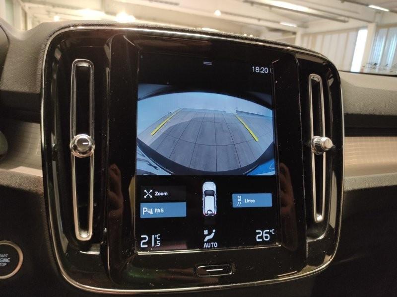 VOLVO XC40 (2017-->) - XC40 T2 Core