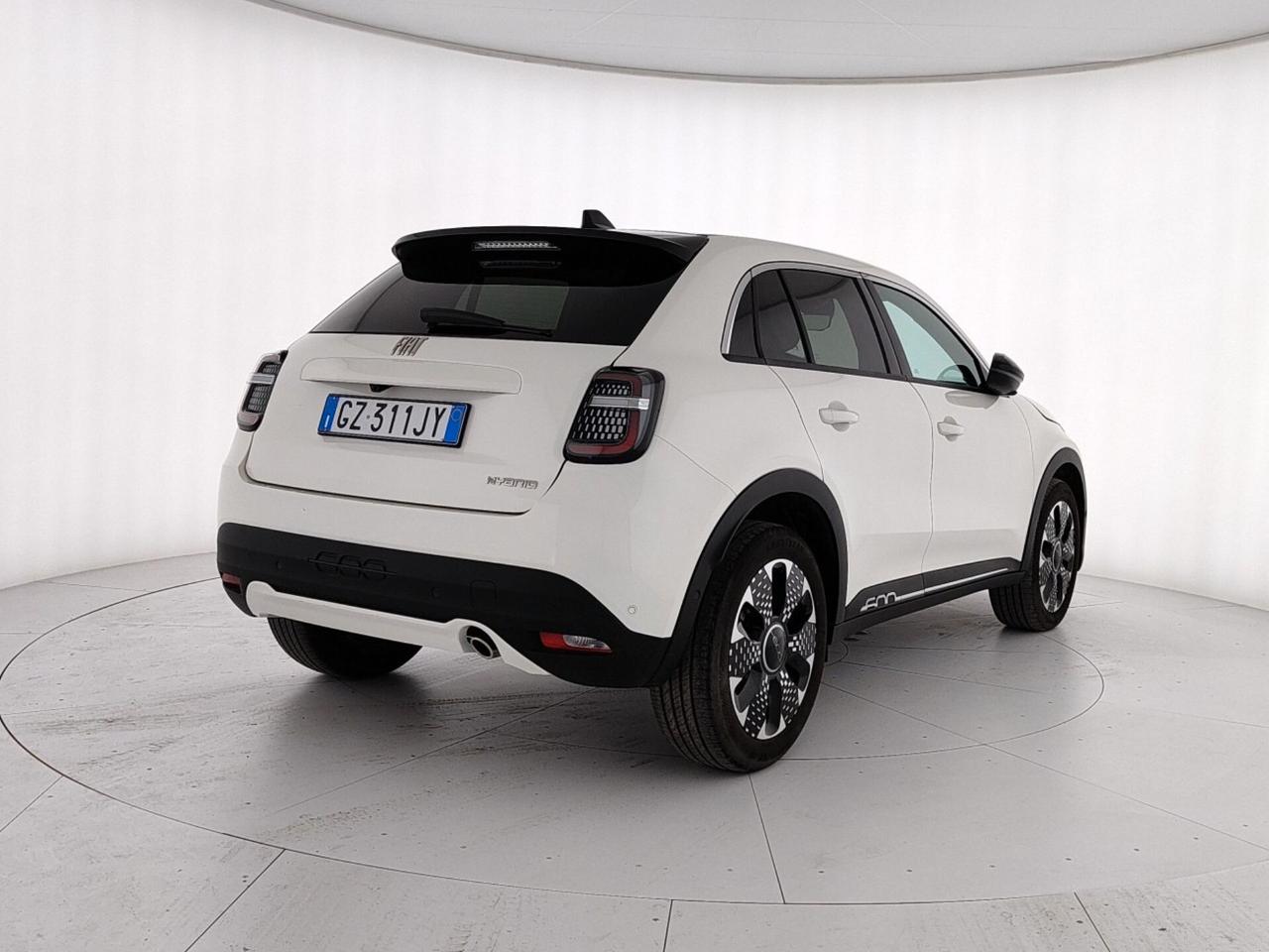 Fiat 600 Hybrid 110 CV DCT MHEV La Prima