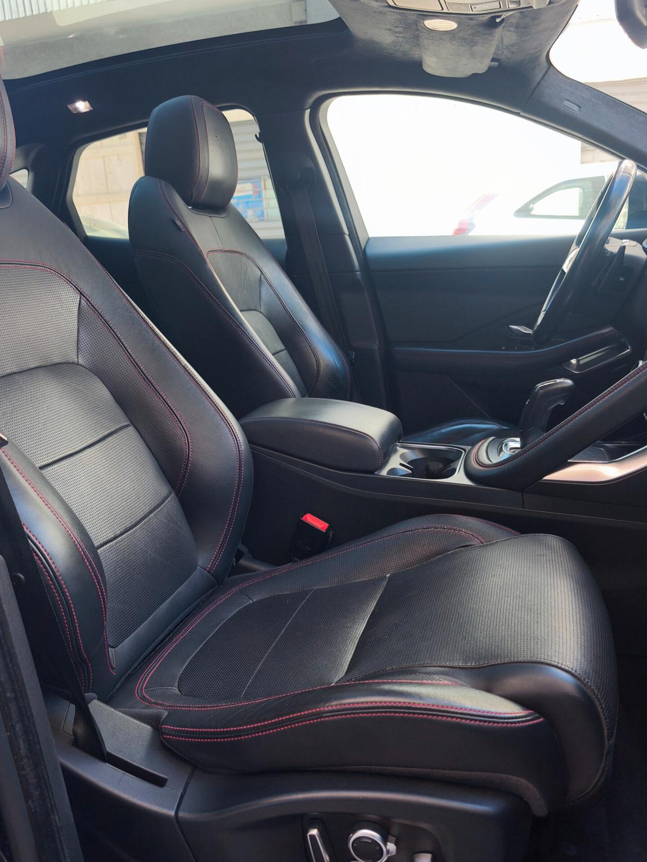 Jaguar E-Pace 2.0D 180CV AWD First Edition Tetto FULL 2018