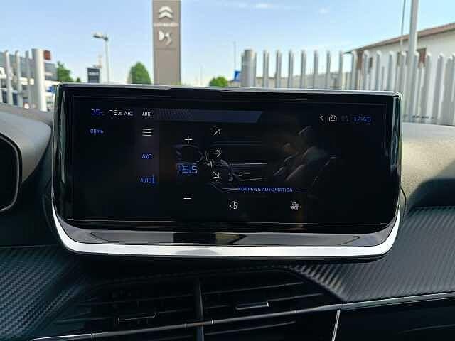 Peugeot 2008 1.2 PureTech 100cv ALLURE KM ZERO