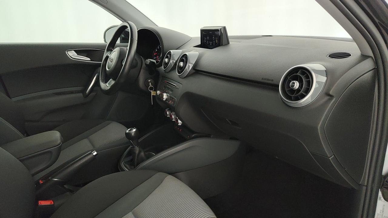 AUDI A1 Sportback 1.0 tfsi 82cv