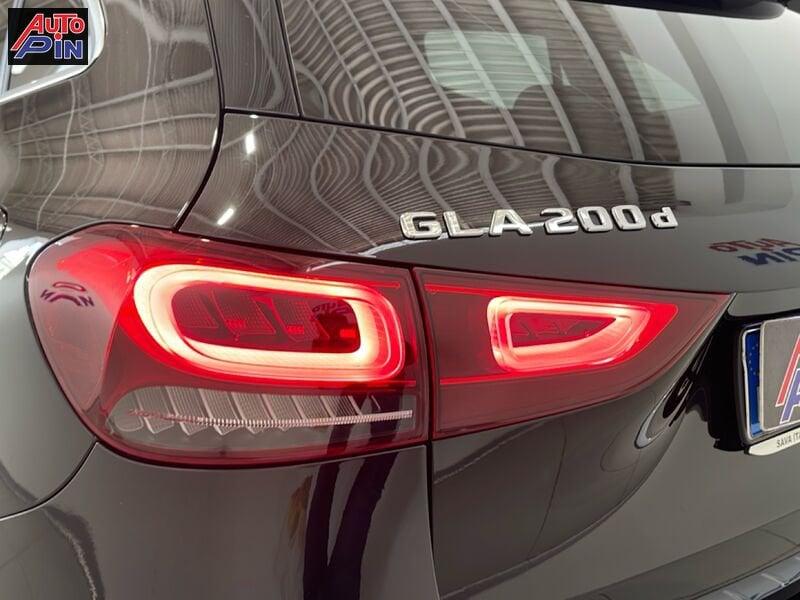 Mercedes-Benz GLA GLA 200 d Automatic Premium *Tetto Apribile*
