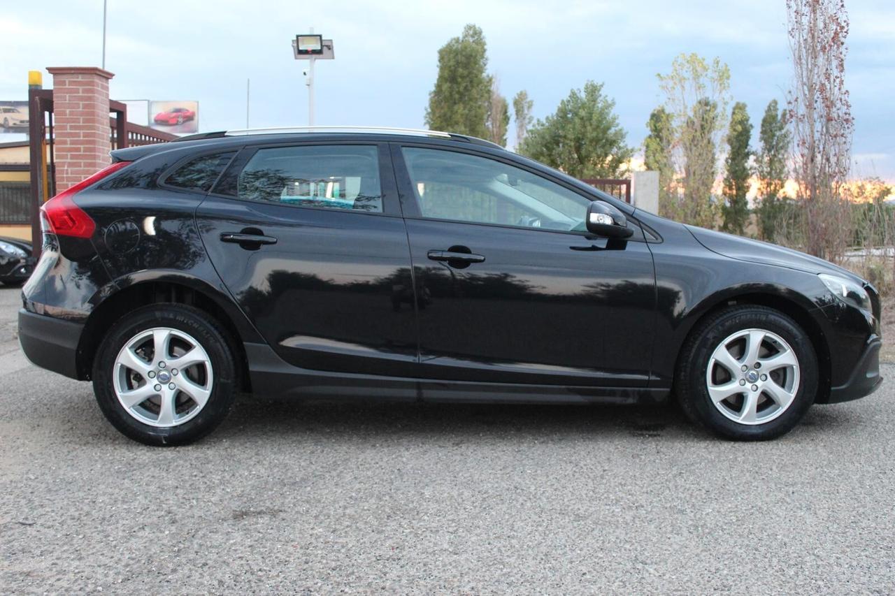 Volvo V40 Cross Country D2 1.6 Powershift Momentum