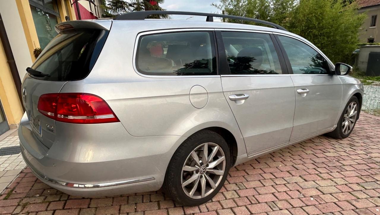 Volkswagen Passat SW 2.0 TDI 103KW 2011