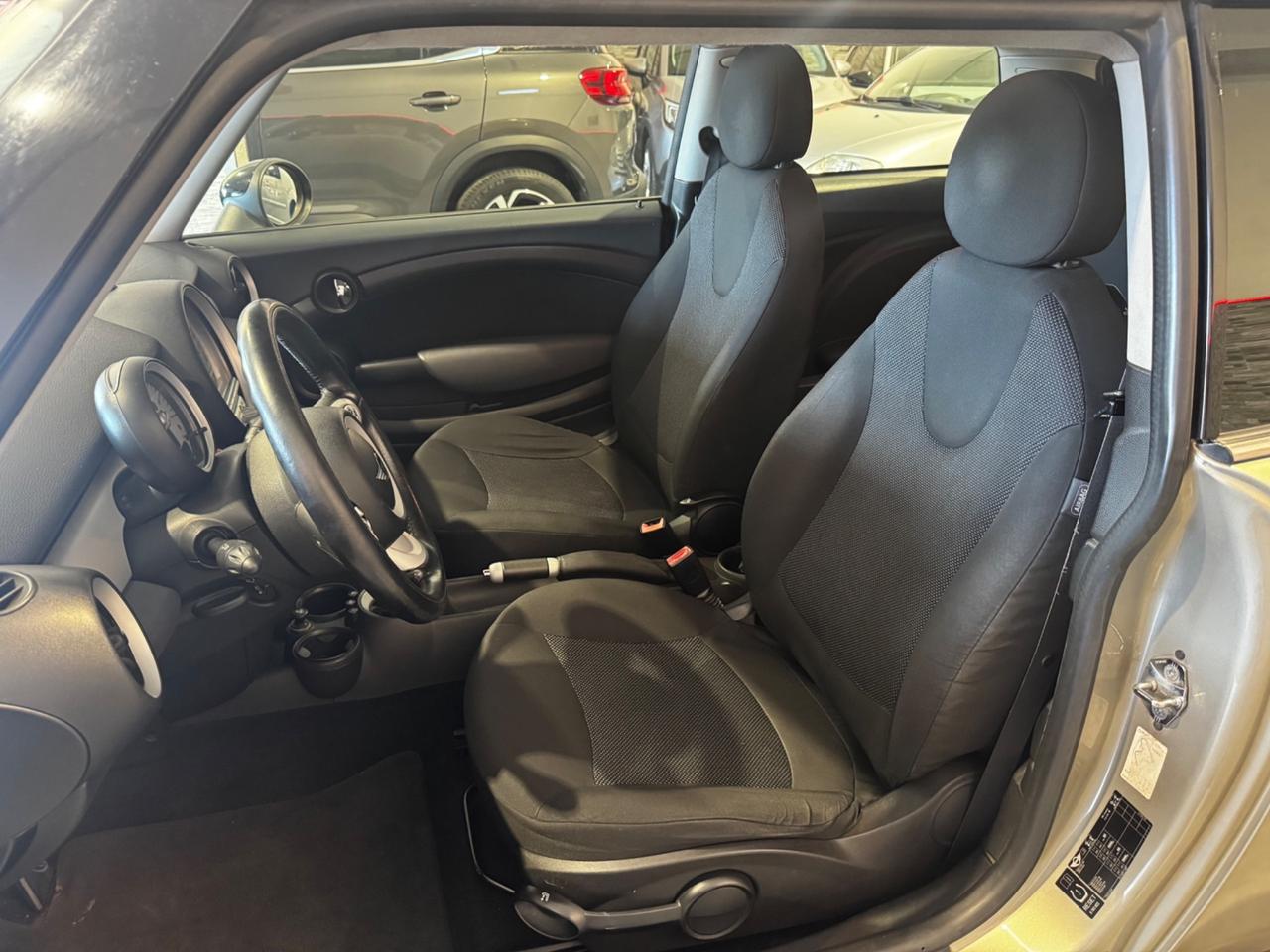 Mini 1.6 16V Cooper D Salt