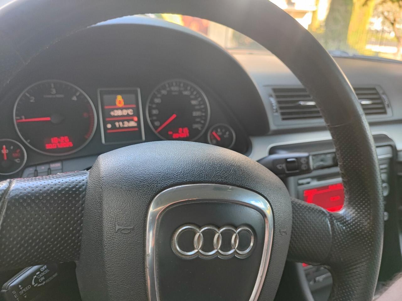 Audi A4 2.0 TDI S-Line F.AP. Avant quattro top