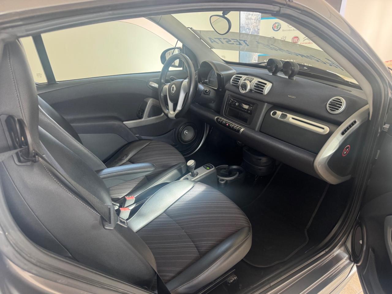 Smart ForTwo 1000 52 kW MHD cabrio pulse