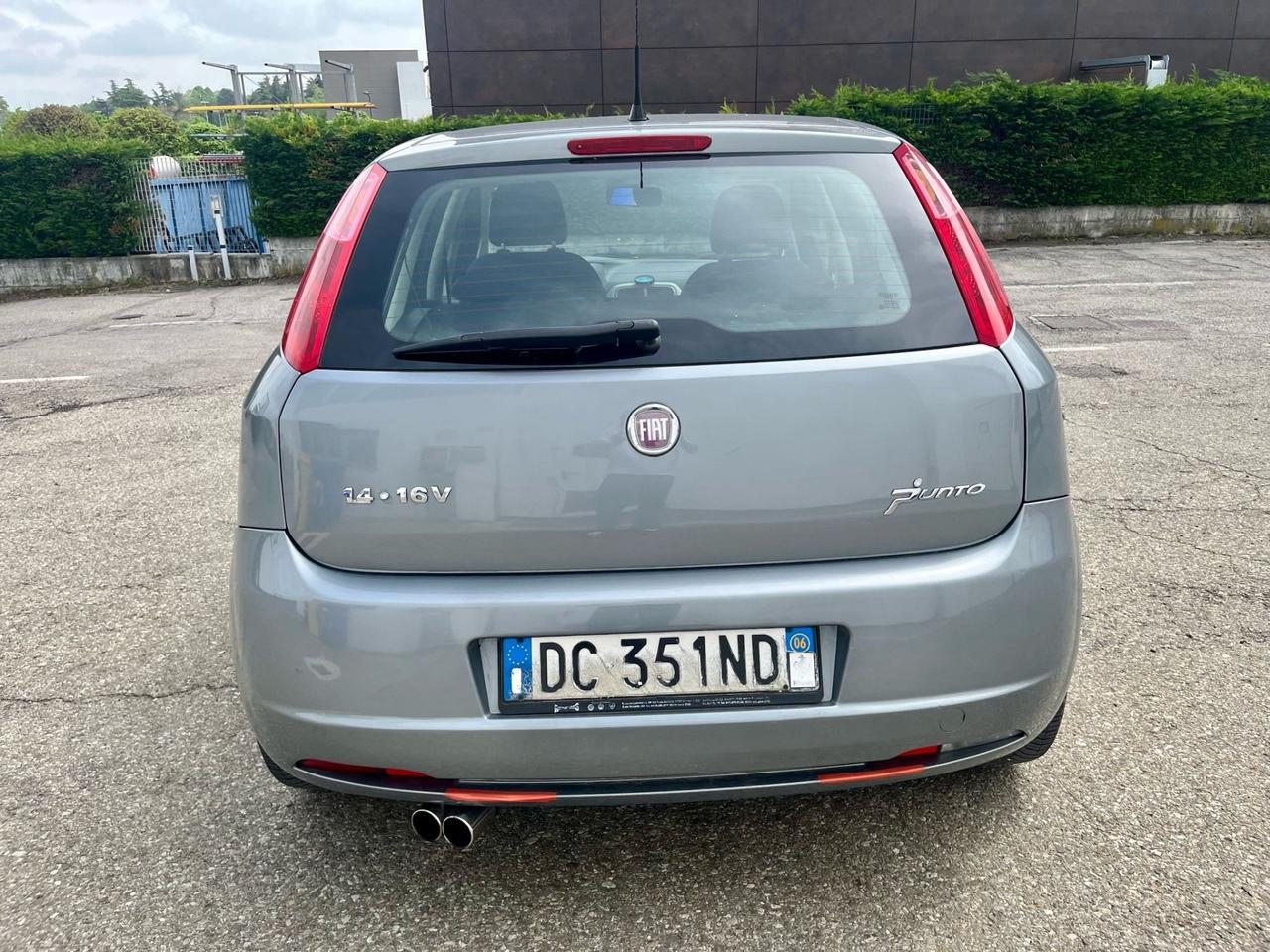 Fiat Grande Punto 1.4benz 2006 184.000km per neopatentati