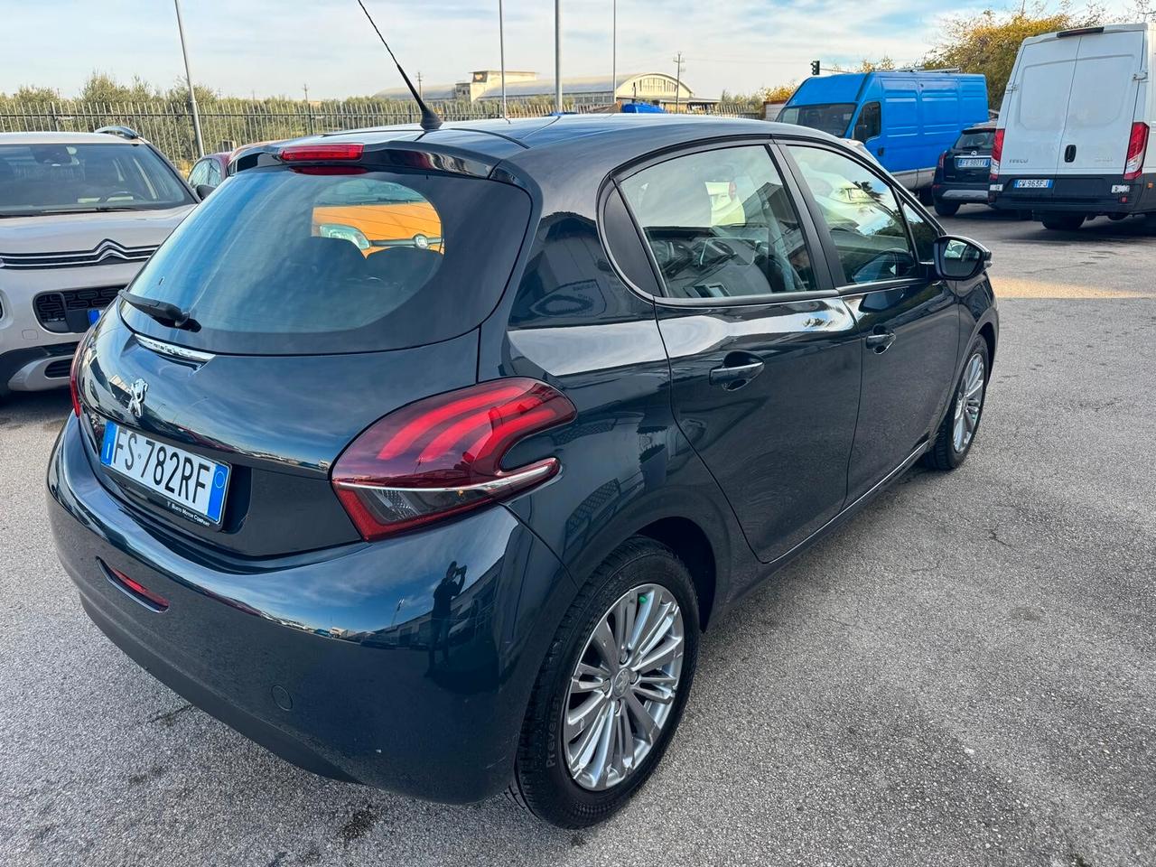 Peugeot 208 BlueHDi 100 S&S 5 porte Allure