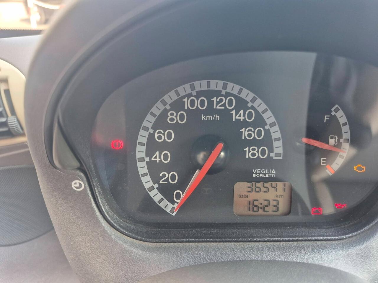 Fiat 600 1.1 Active CON SOLI 36000 KM O.C.C.A.S.I.O.N.E....