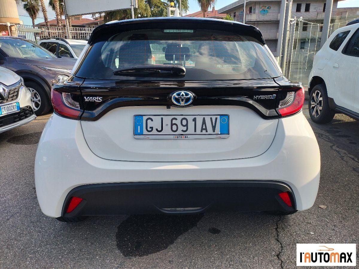 TOYOTA - Yaris 1.5h Business