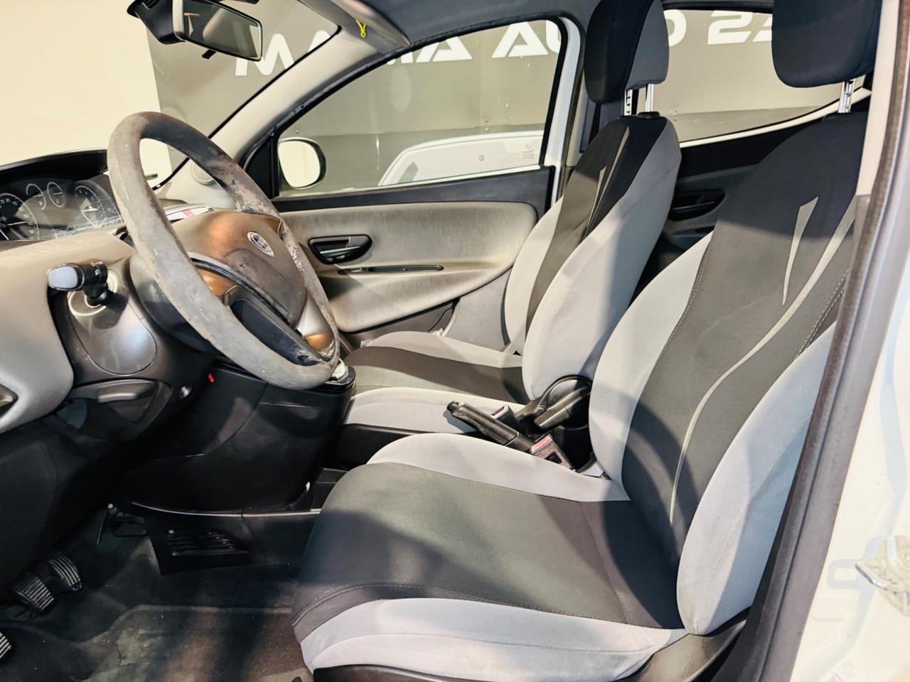 Lancia Y 0.9*80 CV* Ecochic (GPL) Gold*NEOPATENTATI*
