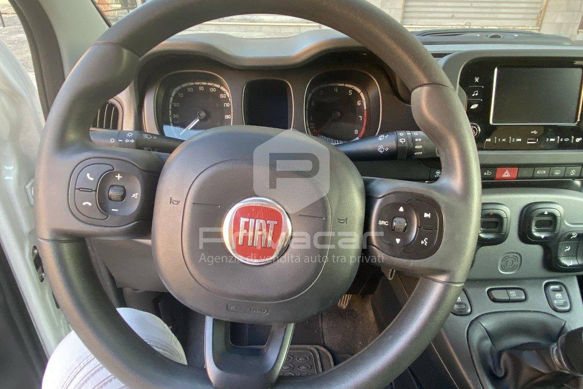 FIAT Panda 1.0 FireFly S&S Hybrid Garmin