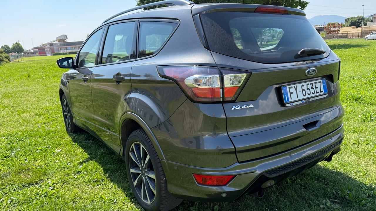 Ford Kuga 1.5 EcoBoost 120 CV S&S 2WD ST-Line