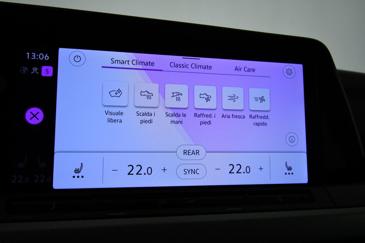 VOLKSWAGEN Golf 2.0 tdi Move 150cv dsg TETTO PANO+HEAD UP+CAMERA+ACC