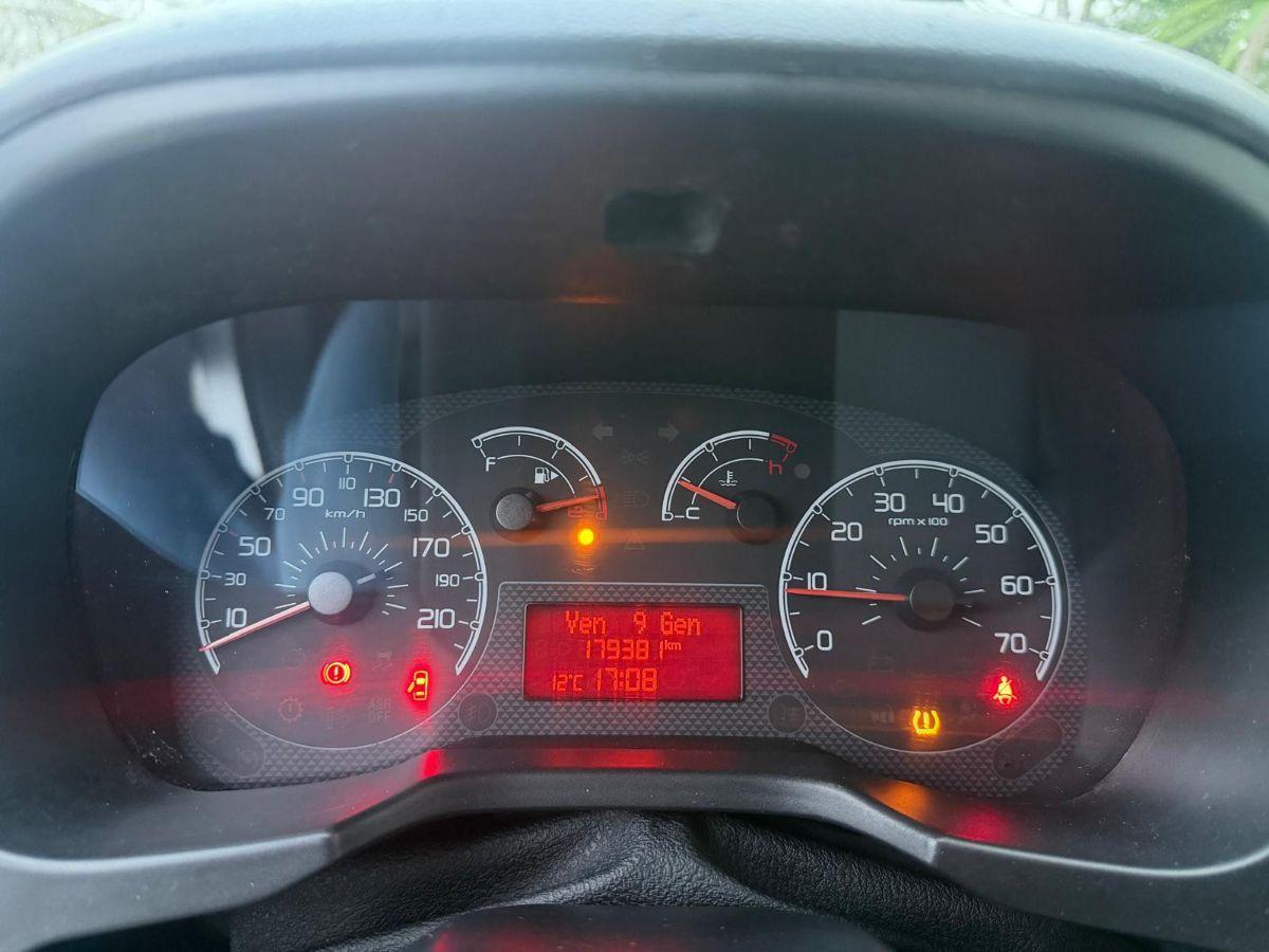 FIAT - QUBO - 1.3 MJT 75 CV Trekking