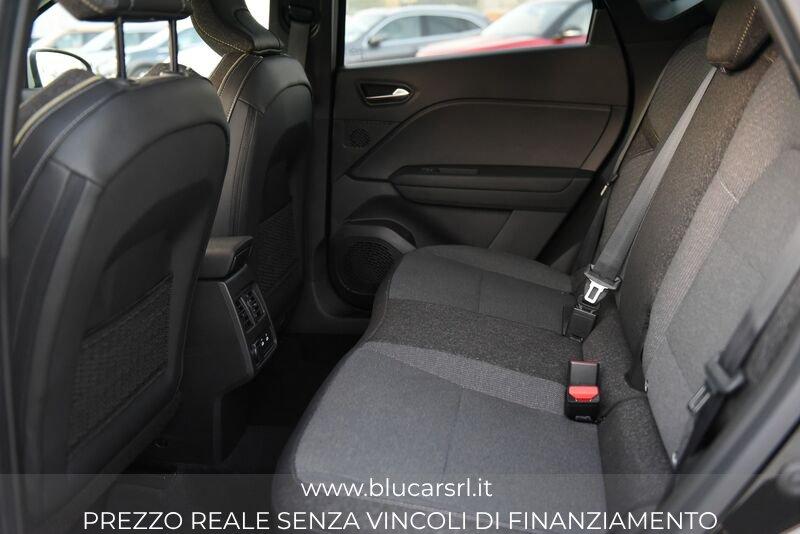 Renault Captur techno TCe 90