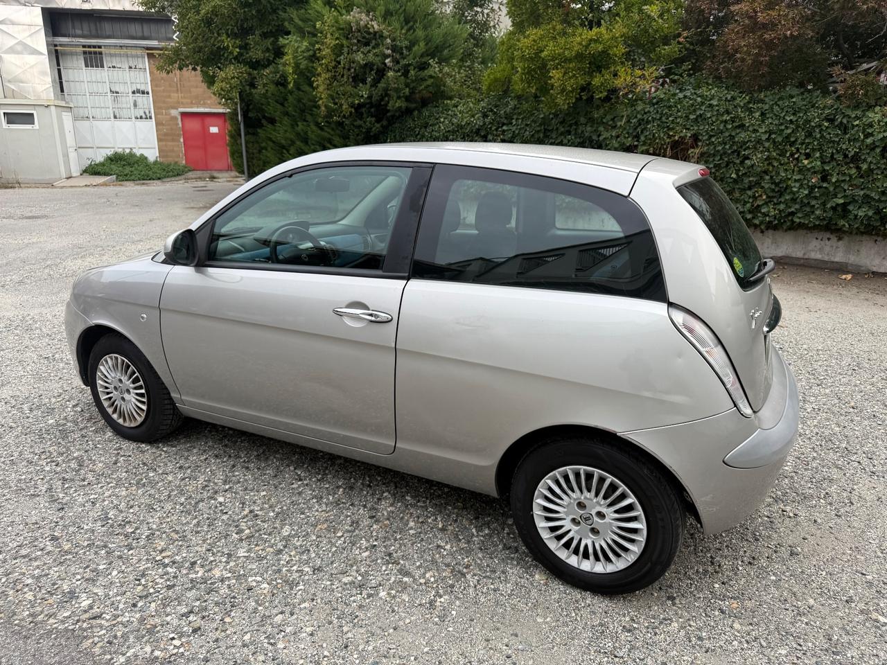 Lancia Ypsilon 1.2 GPL