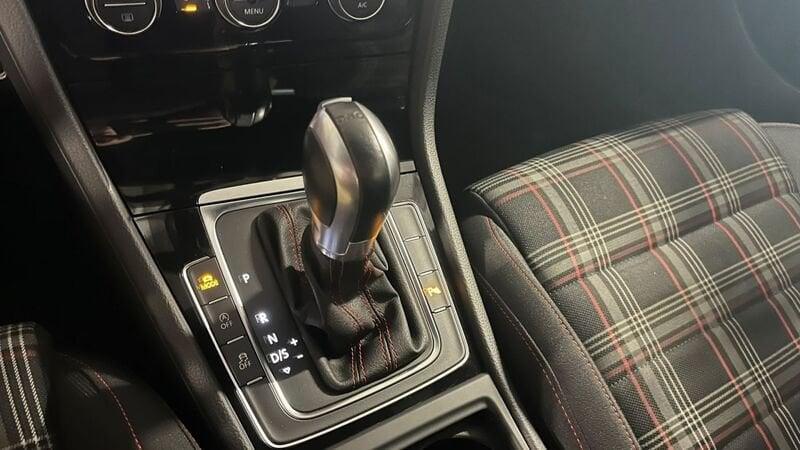 Volkswagen Golf GT 2.0 TSI GTI Performance BMT