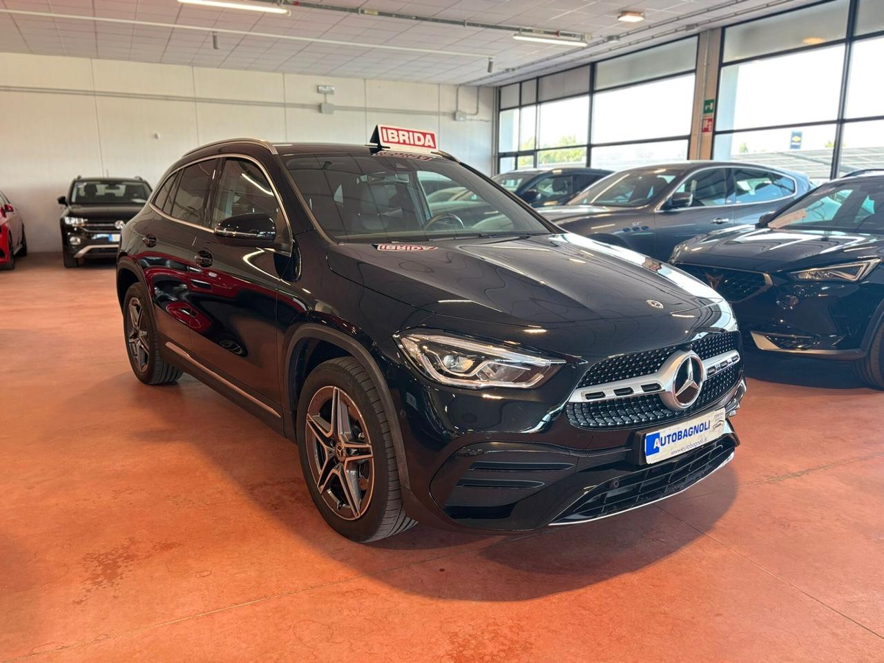 Mercedes-benz GLA 250 e PREMIUM hybrid EQ 19000 KM