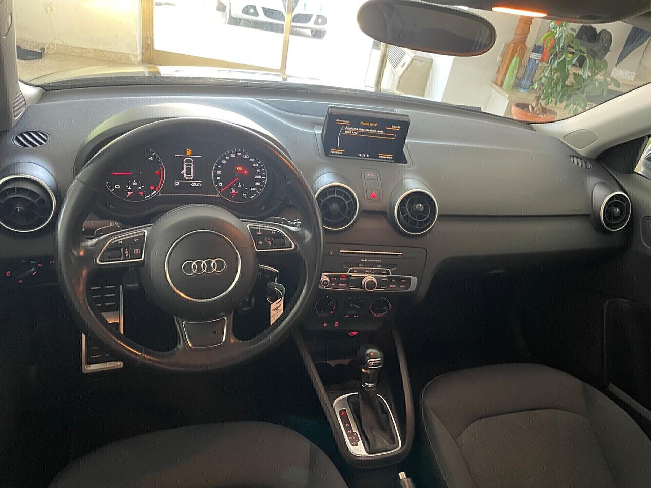 AUDI A1 SPB 1.6 TDI 116 CV S TRONIC "UNICA"