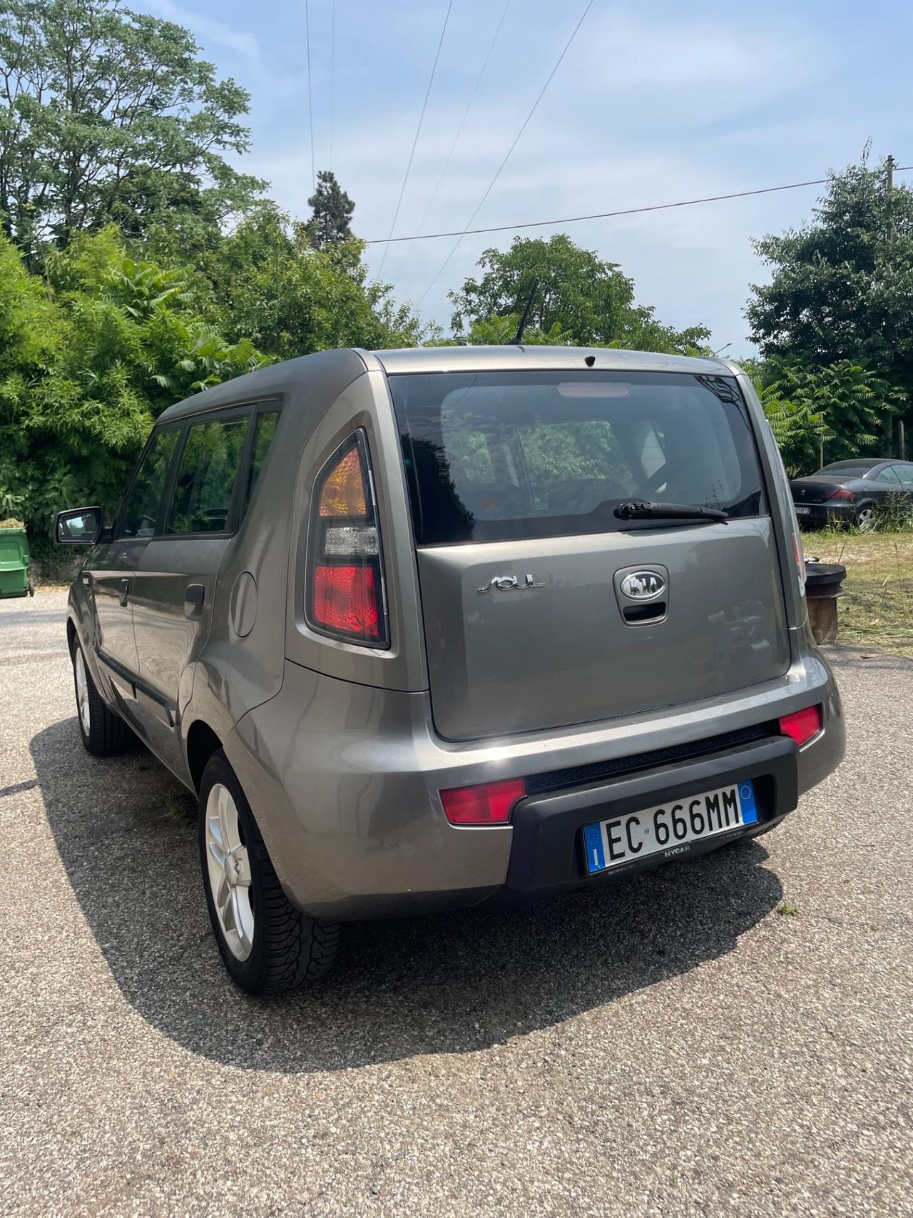 Kia Soul 1.6 CVVT Active