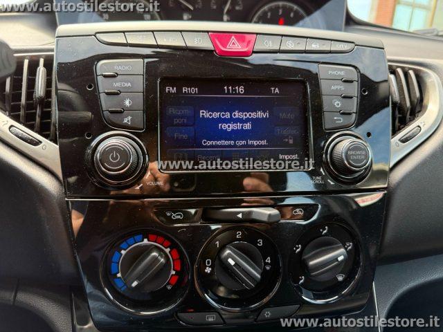 LANCIA Ypsilon 1.0 FireFly 5 porte S&S Hybrid Ecochic Gold