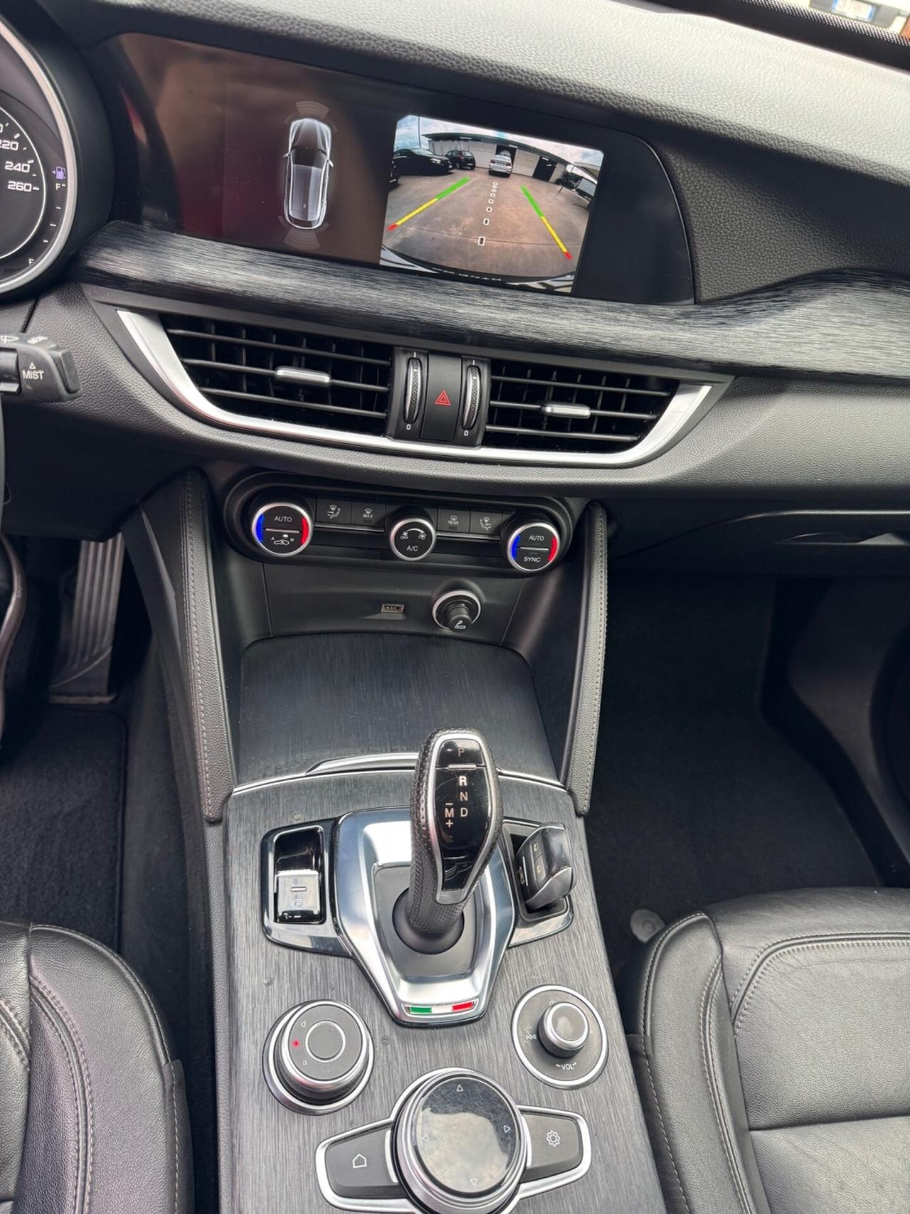Alfa Romeo Stelvio 2.2 Turbodiesel 160 CV AT8