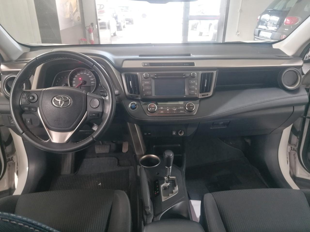 Toyota RAV 4 RAV4 2.2 D-CAT A/T 4WD Lounge White Ed.