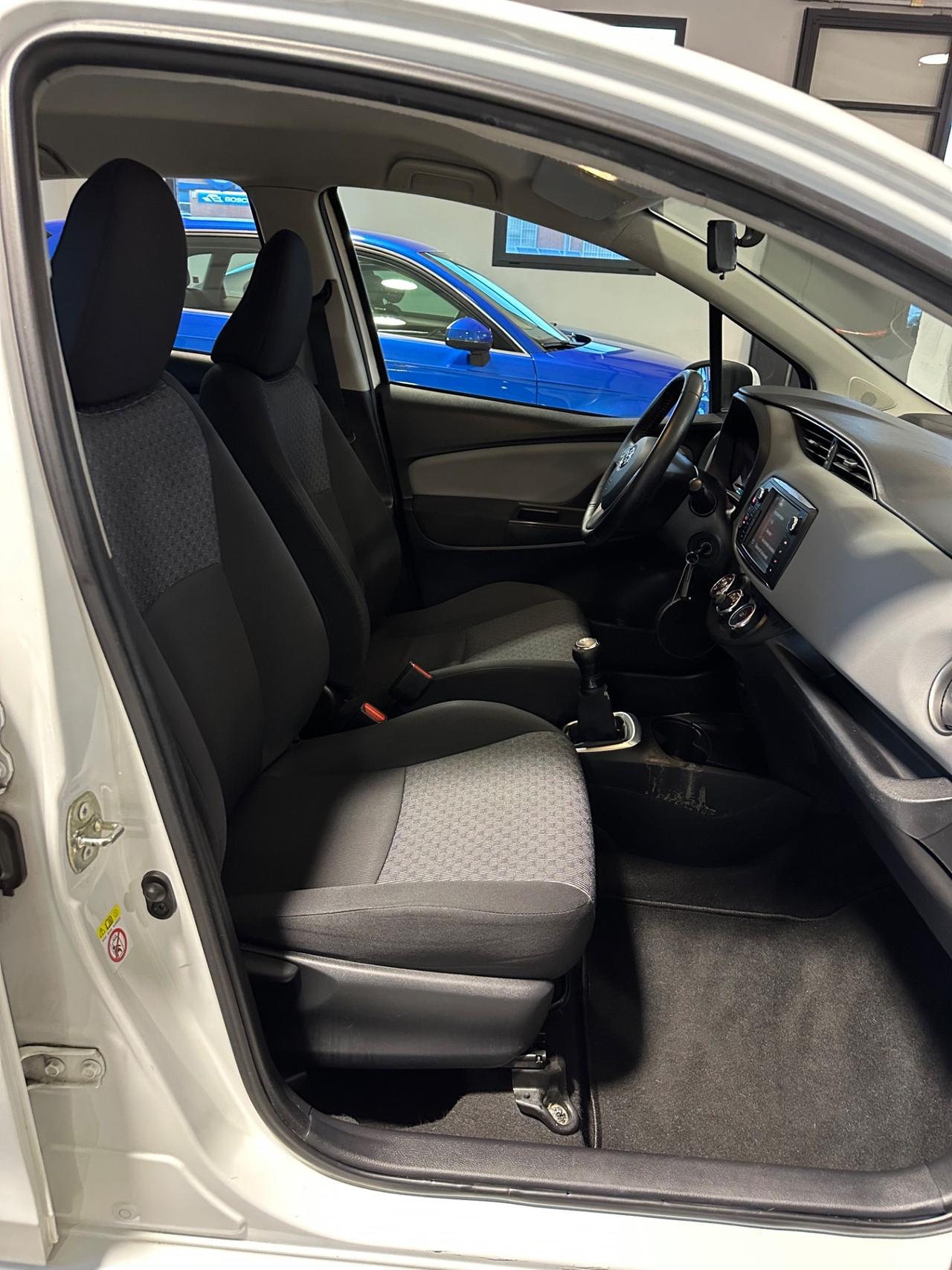 Toyota Yaris 1.0 5 porte Lounge