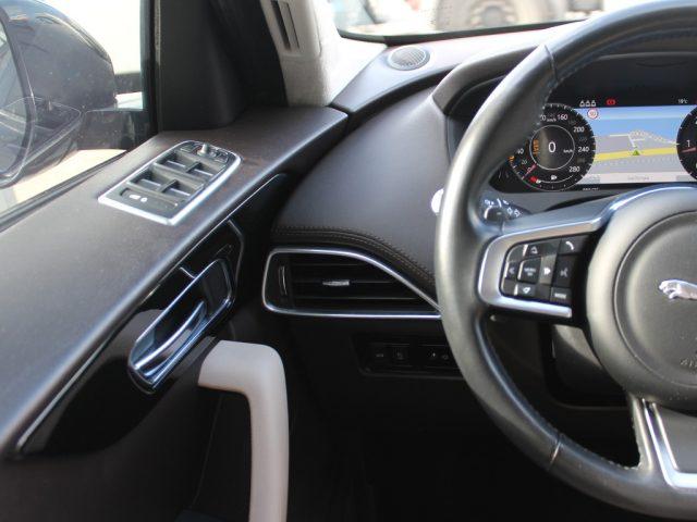 JAGUAR F-Pace 2.0 D AWD 180 CV aut. Prestige