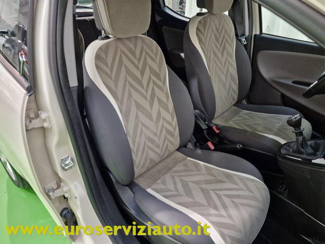 LANCIA Ypsilon 1.2 69 CV 5 porte Platinum